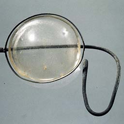 Damaged Lens with One Frame