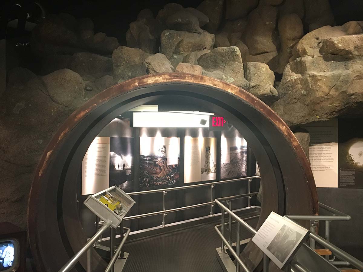 Decoupler